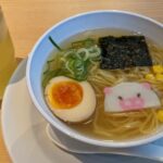 お子様ラーメンとお茶