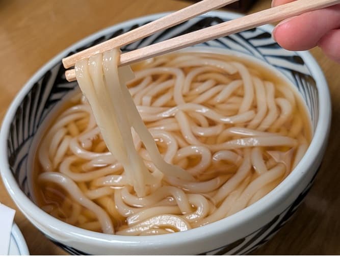 うどんの箸上げ